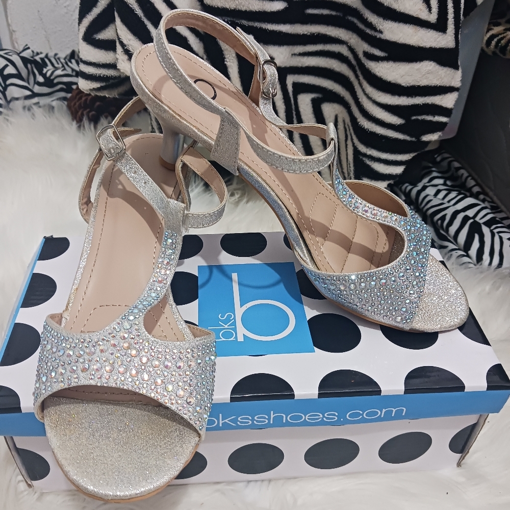 Bks Bakers Women silver rhinestone sandal heels - Picture 2 of 12